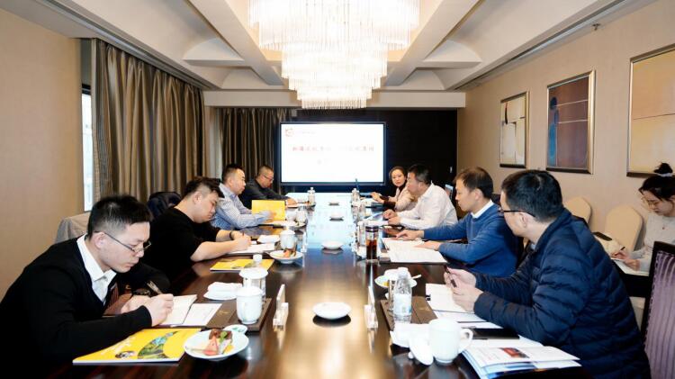 新疆人生就是搏集团总司理王宏江来访交流