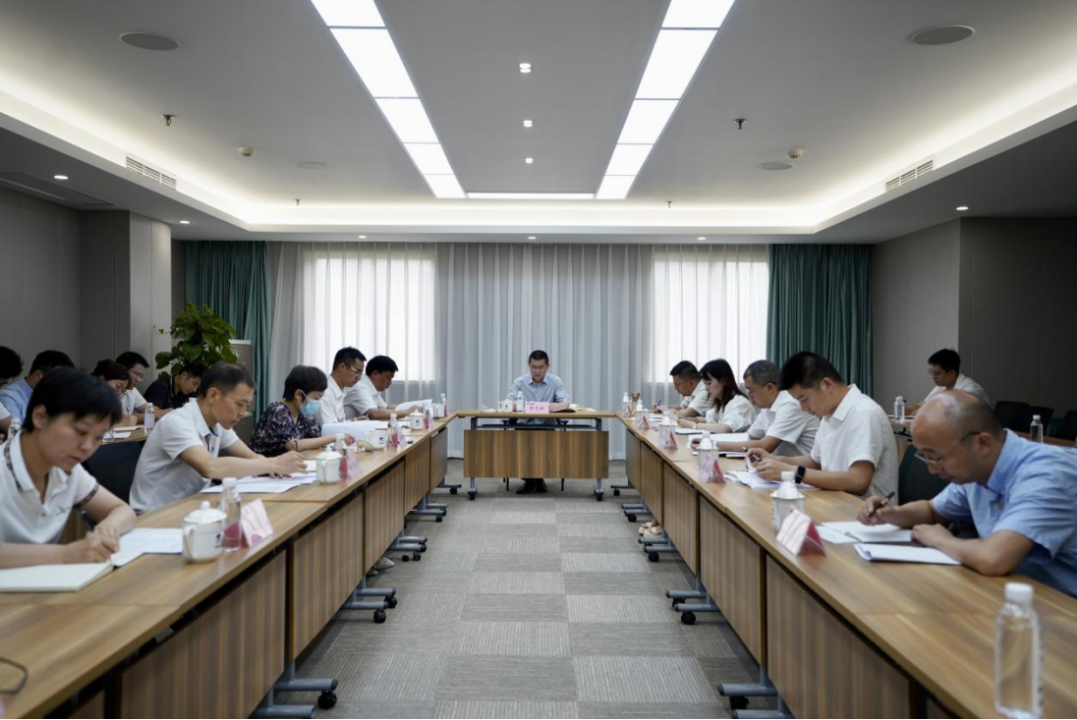 省人生就是搏集团召开2023年上半年岁检监察事情会