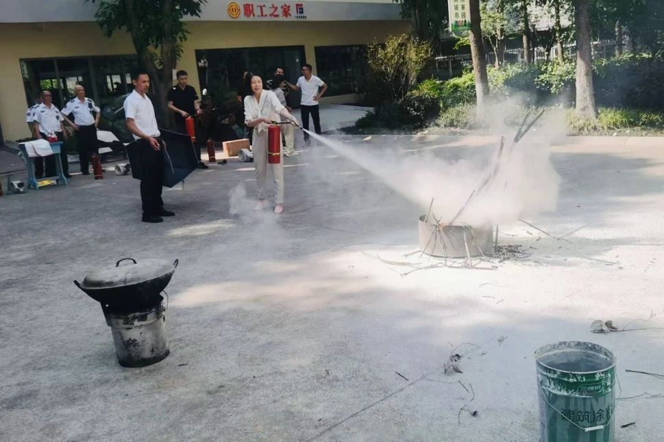 15700c1b-8ab0-471a-816a-3615e8fc9a1b